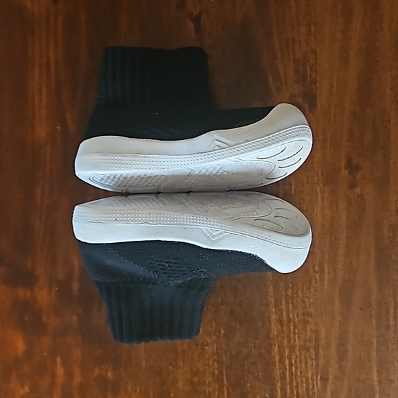 Toddler Sock Shoes Black 18-24M - Picture 6 of 8
